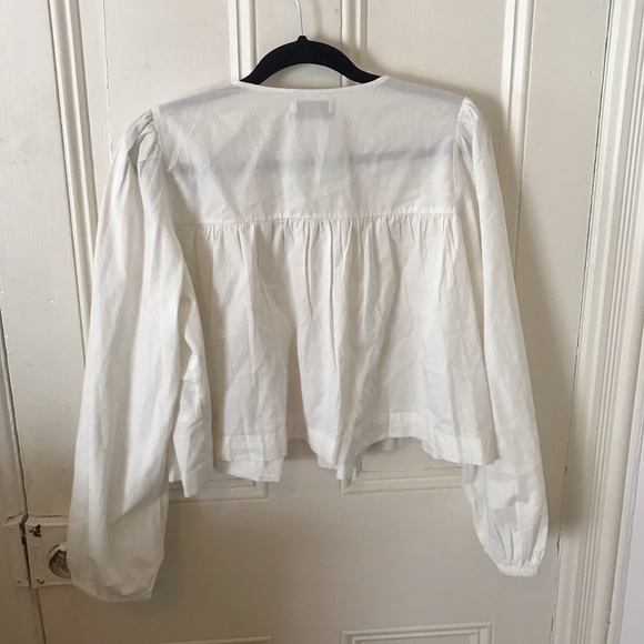 Crisp Blouse - Picture 3 of 3
